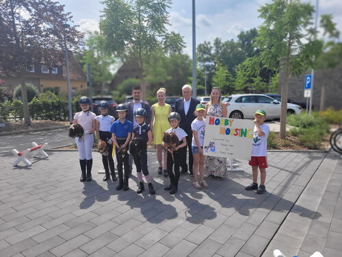 Hobby Horsing in der Löwenzahnschule